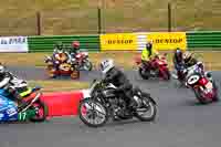 Vintage-motorcycle-club;eventdigitalimages;mallory-park;mallory-park-trackday-photographs;no-limits-trackdays;peter-wileman-photography;trackday-digital-images;trackday-photos;vmcc-festival-1000-bikes-photographs